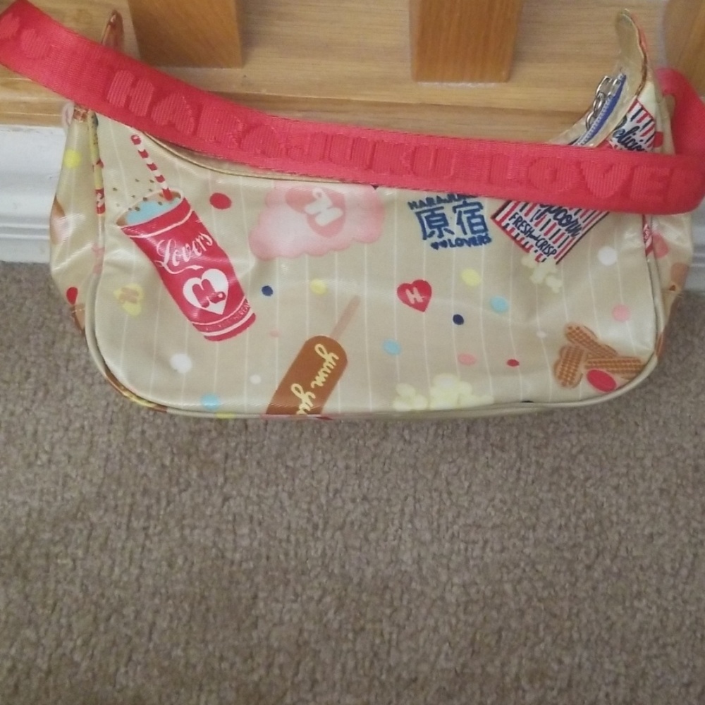Hara Juku Lovers by Gwen Stefani purse